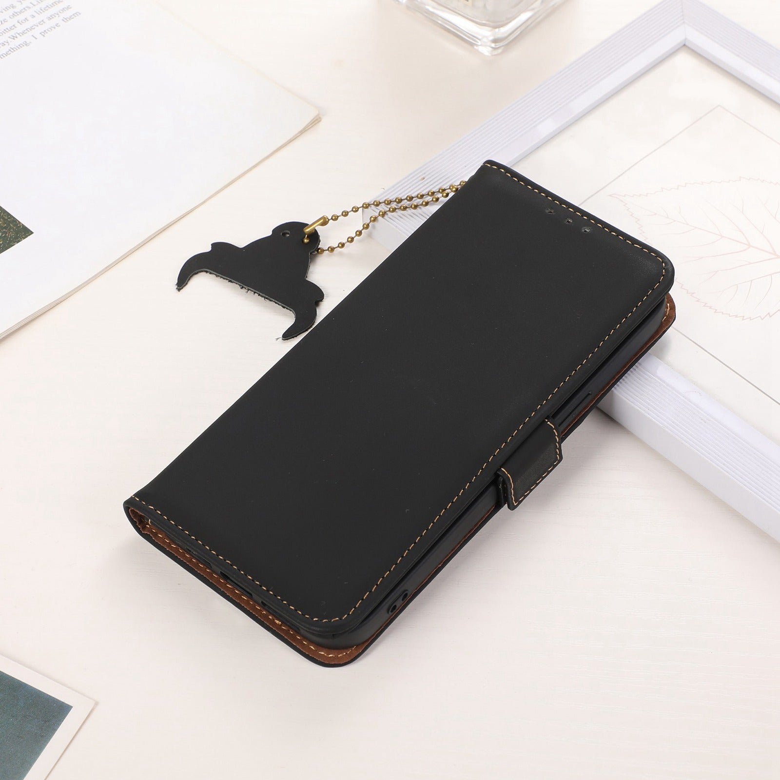 For Xiaomi Redmi Note 13R Pro 5G Genuine Cow Leather Phone Case RFID Blocking - Black For Xiaomi Redmi Note 13R Pro 5G Genuine Cow Leather Phone Case RFID Blocking - Black